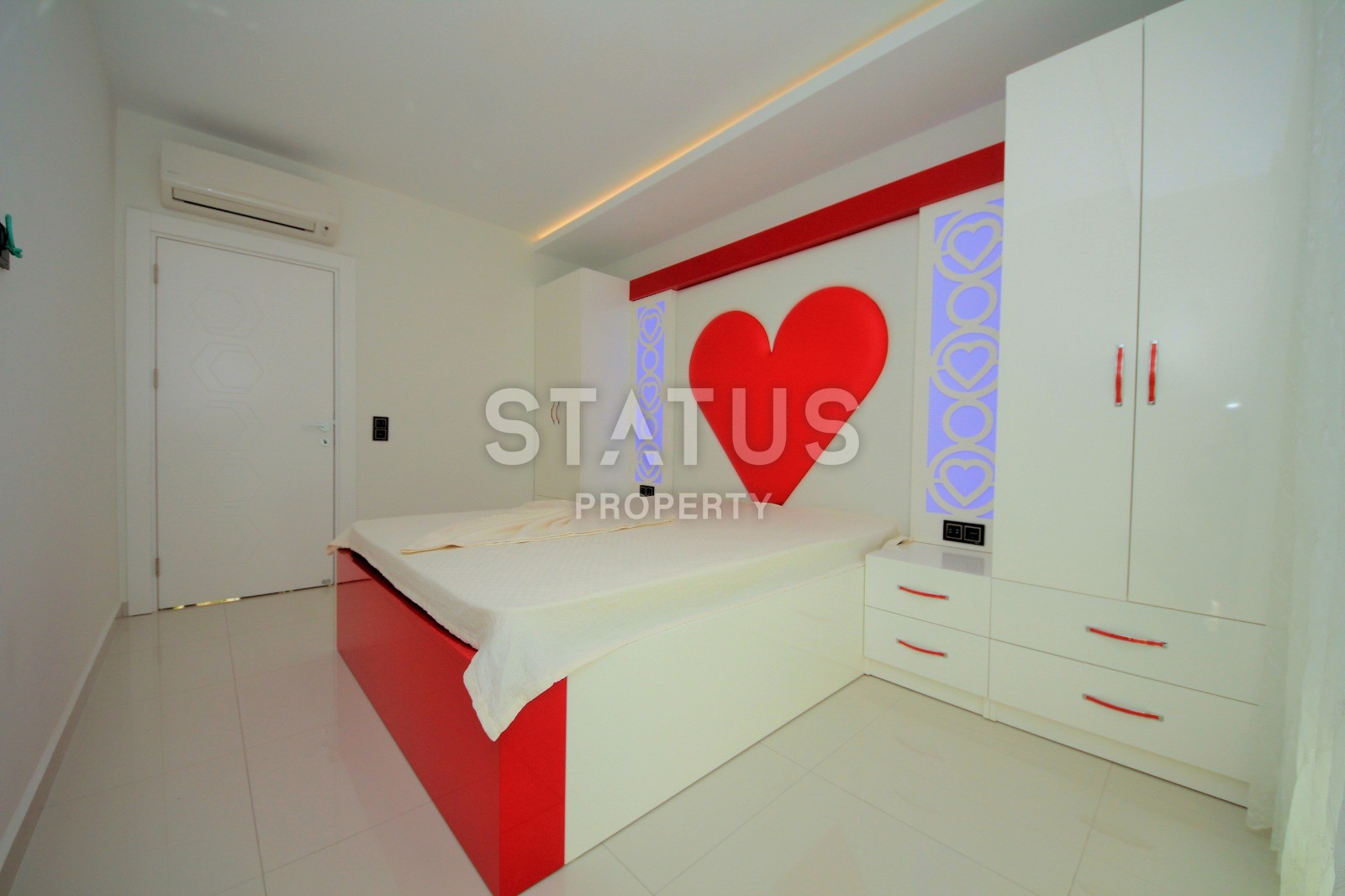 Luxury apartments! Direct sea view! Complex on the first line in Kargicak 70 sq.m. фото 23