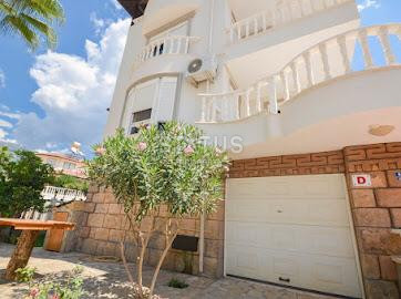 Вилла планировки 5+1 с бассейном под Гражданство Турции, 385м.кв фото 10