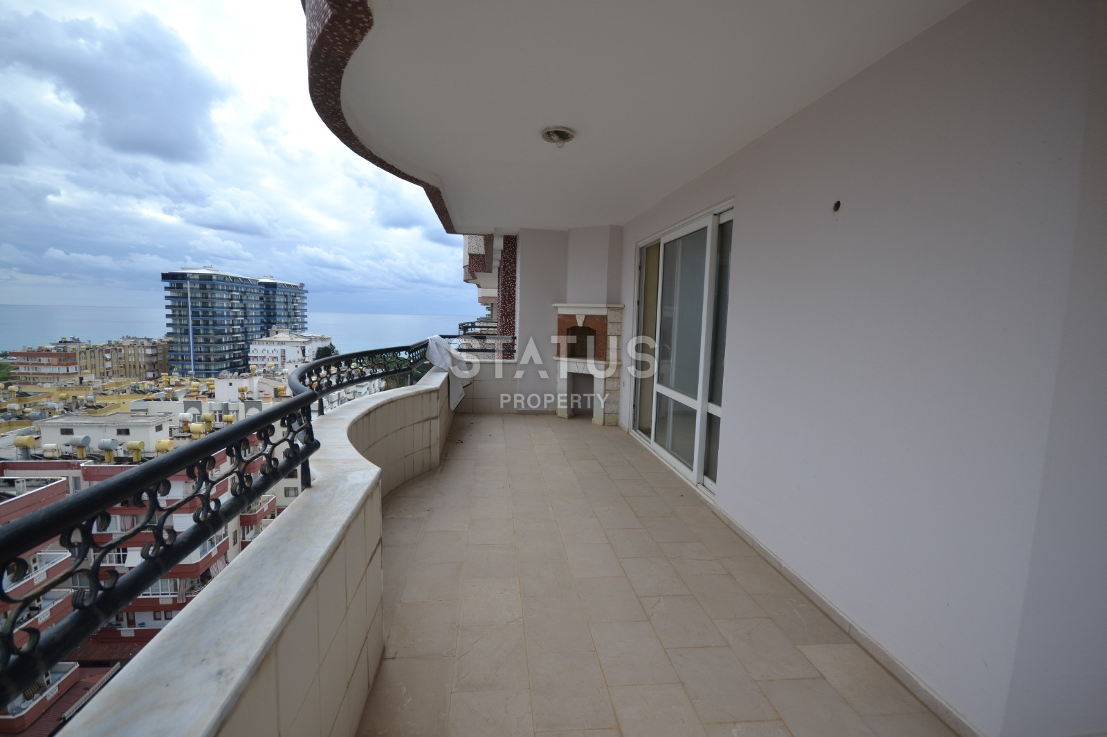 Огромный пентхаус с видом на море и горы в Махмутларе. фото 40