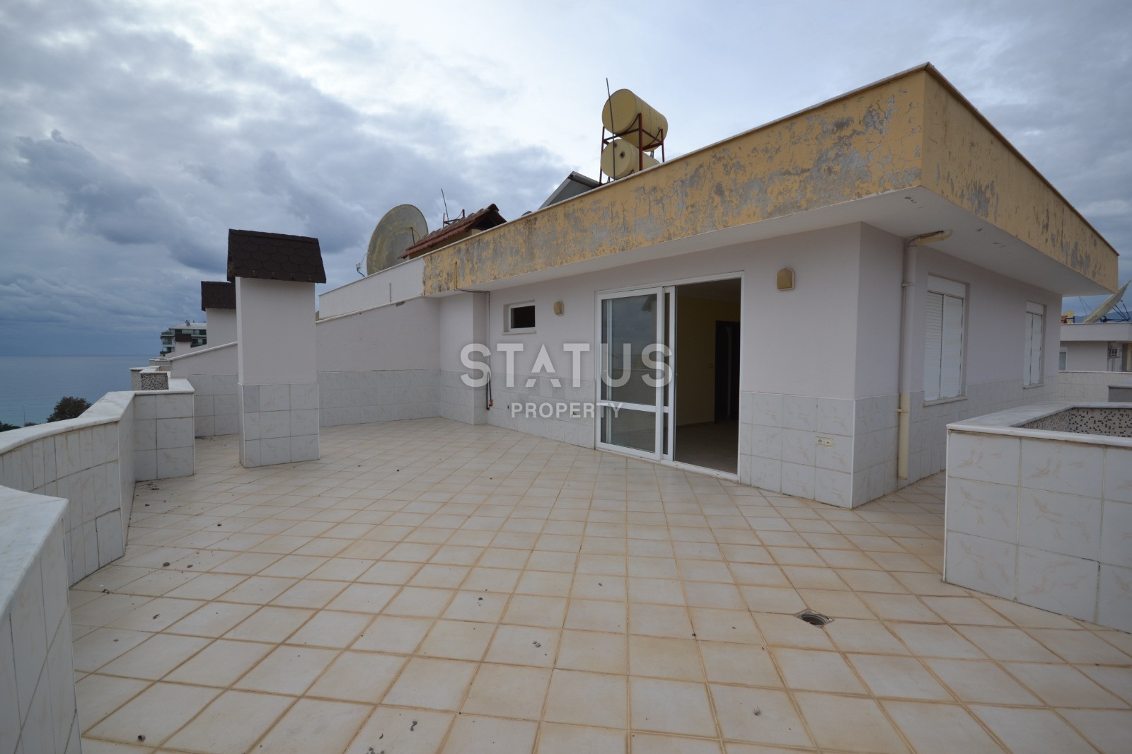 Огромный пентхаус с видом на море и горы в Махмутларе. фото 61