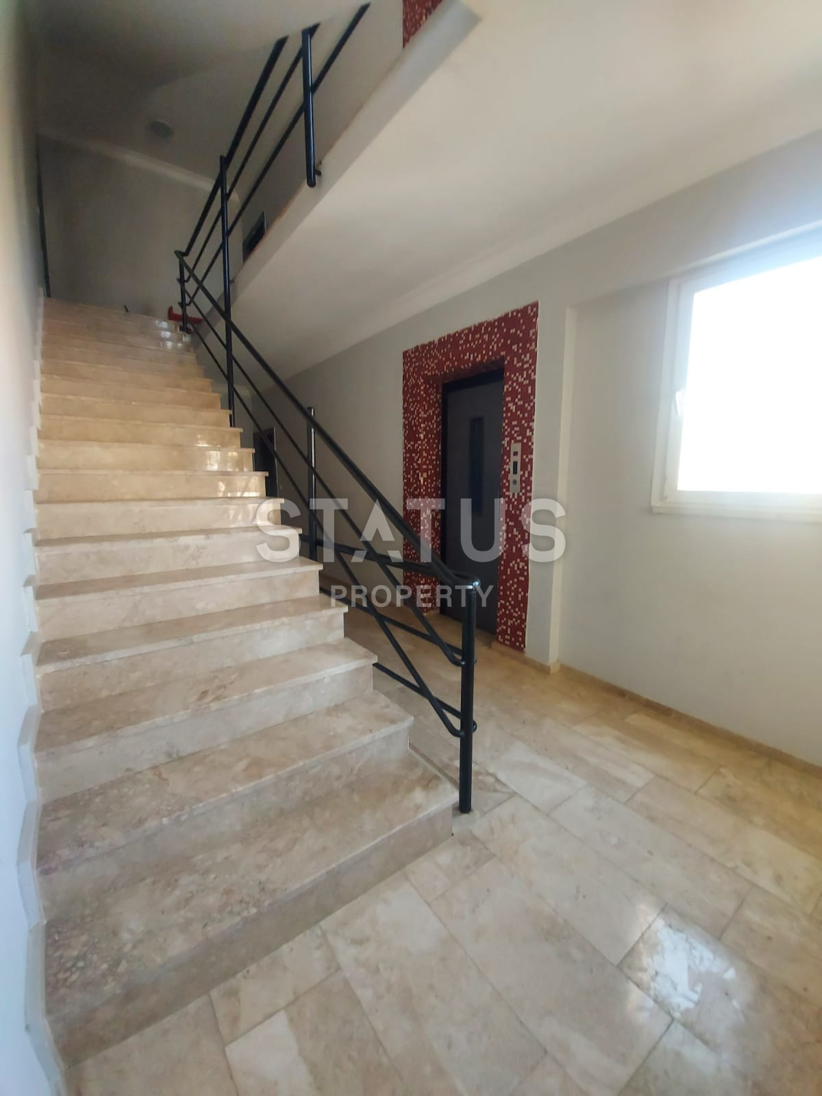 Квартира 2+1 с мебелью, в 300 метра от моря в Махмутларе, 115 кв.м. фото 12