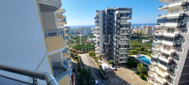 Крупнометражные апартаменты 2+1 с видом на море, 160 м2 фото 1