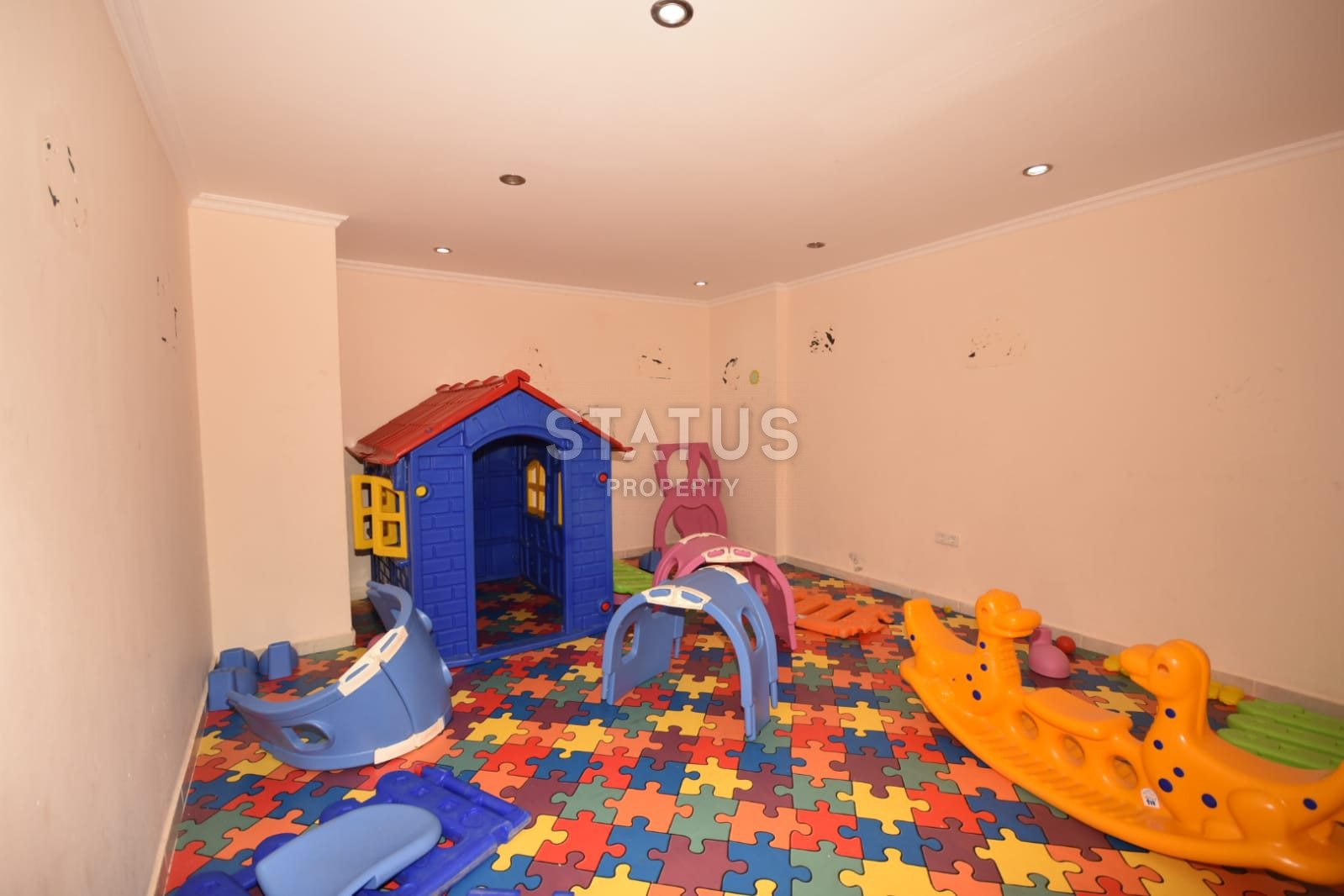 Квартира 2+1 с мебелью в Махмутларе, 125 м2 фото 2