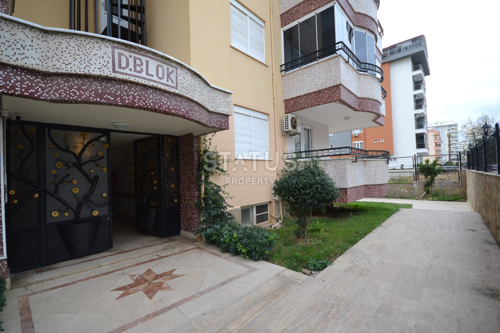 Двухуровневая квартира 4+1 с видом на море и горы в Махмутларе, 250м2 фото 3