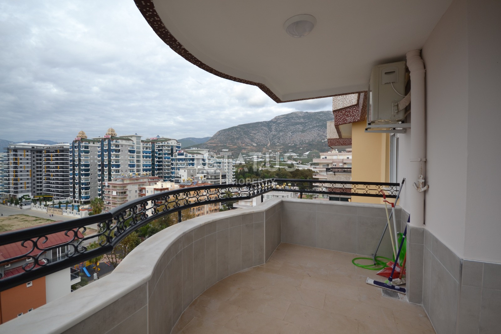 Двухуровневая квартира 4+1 с видом на море и горы в Махмутларе, 250м2 фото 55