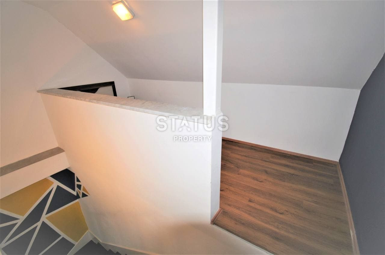 Дуплекс 2+1 в 200 метрах от моря в Кестеле, 120 м2. фото 7