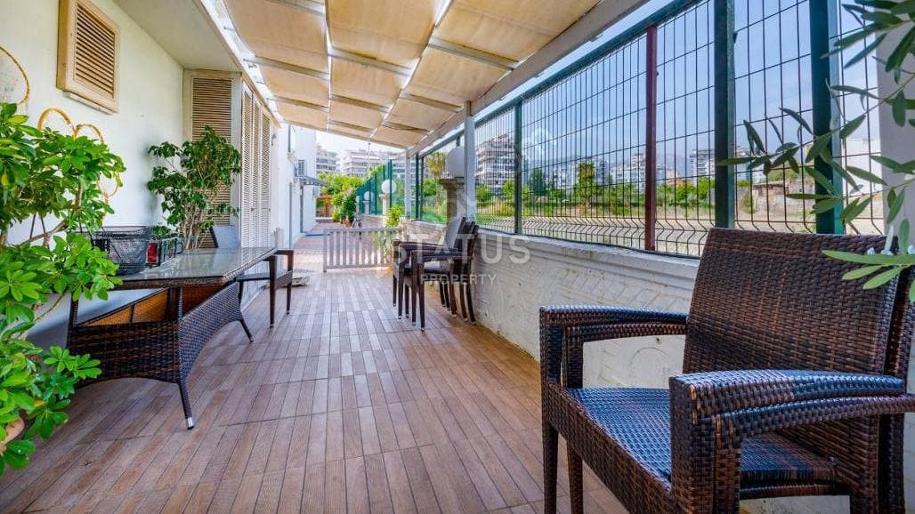 Дуплекс 2+1 в 200 метрах от моря в Кестеле, 120 м2. фото 26