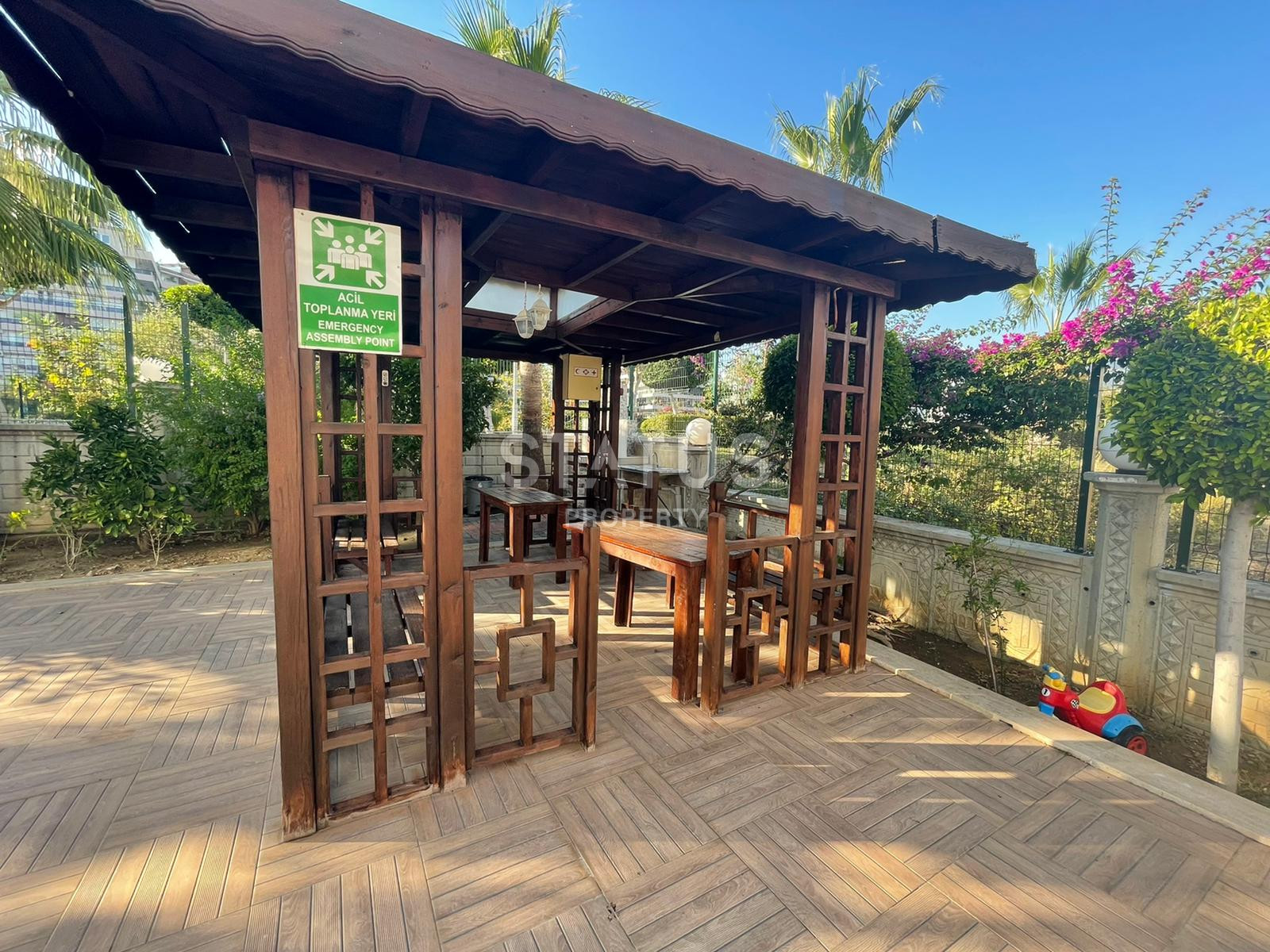 Дуплекс 2+1 в 200 метрах от моря в Кестеле, 120 м2. фото 33