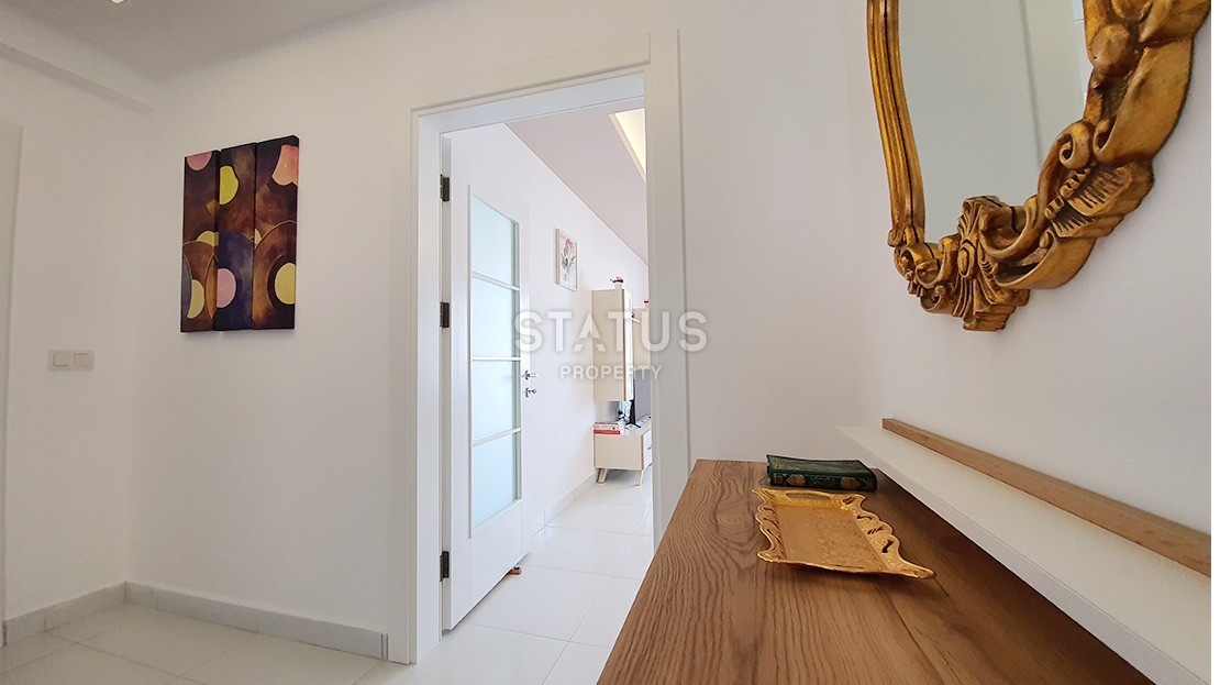 Furnished apartment 2+1 with sea views in Mahmutlar, 110 sq.m. фото 9