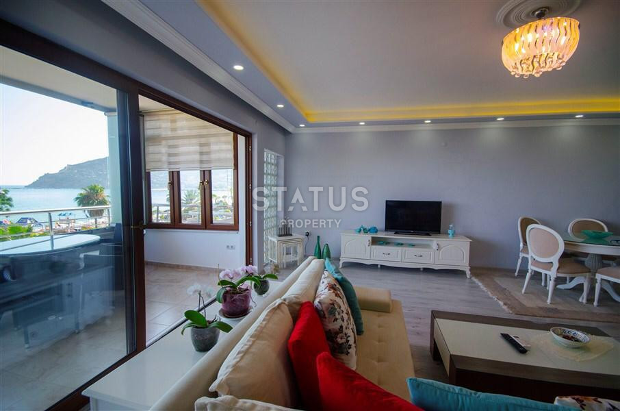 Квартира 3+1 с прямым видом на море в центре Алании, 150 м2. фото 6