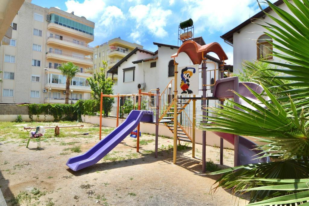 Spacious apartment with furniture 2+1, in Mahmutlar, 120 sq.m. фото 14