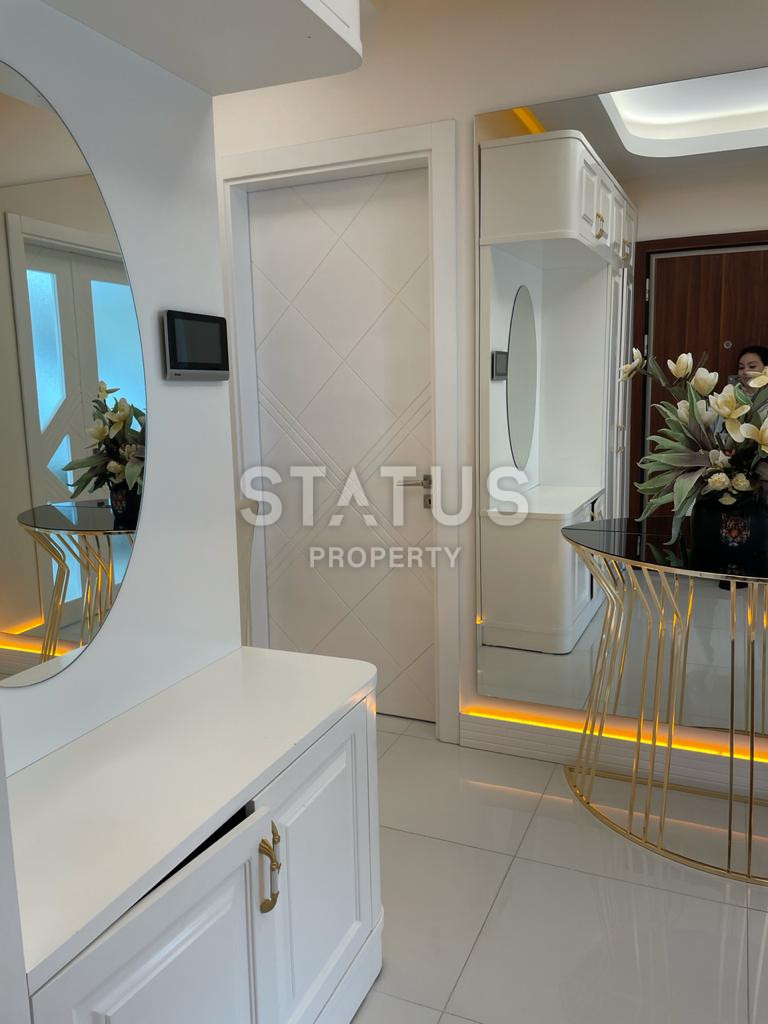 Апартаменты с тремя спальными комнатами в комплексе премиум класса в Махмутларе, полный пакет мебели и техники, вид на море, 145м2 фото 23