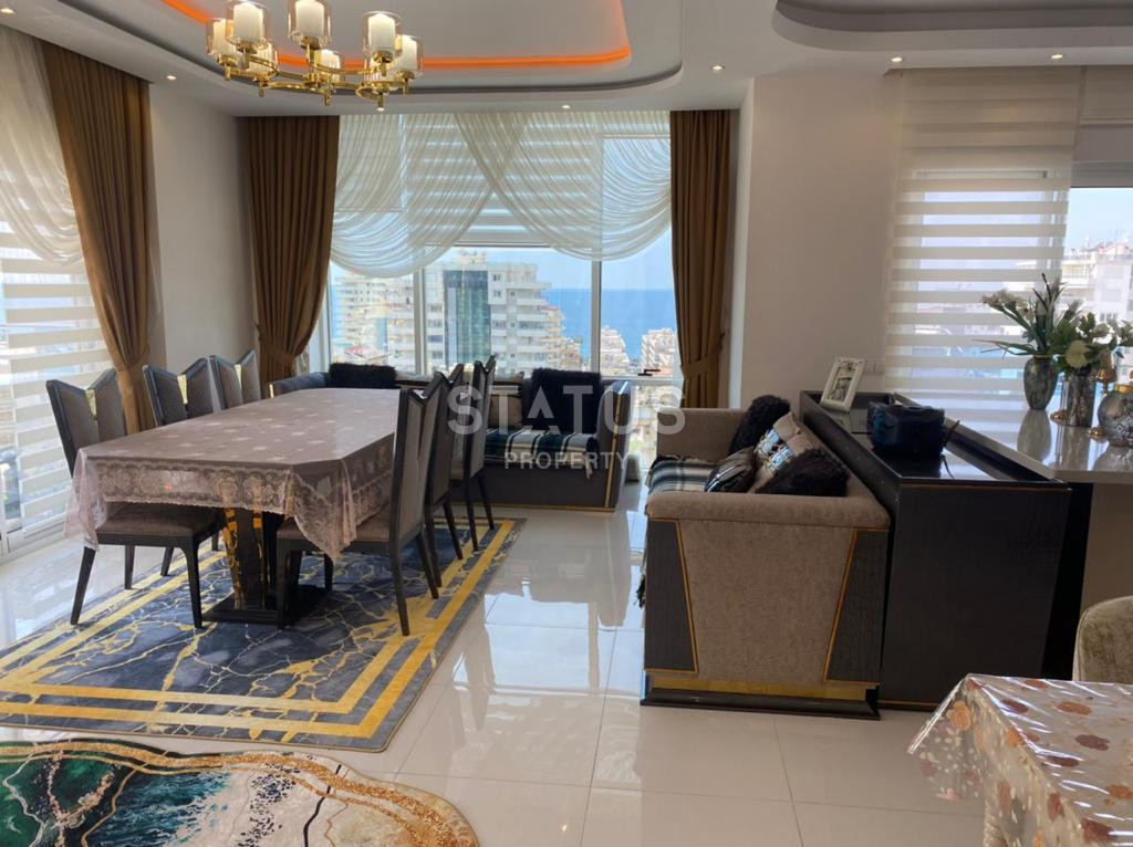 Апартаменты с тремя спальными комнатами в комплексе премиум класса в Махмутларе, полный пакет мебели и техники, вид на море, 145м2 фото 25