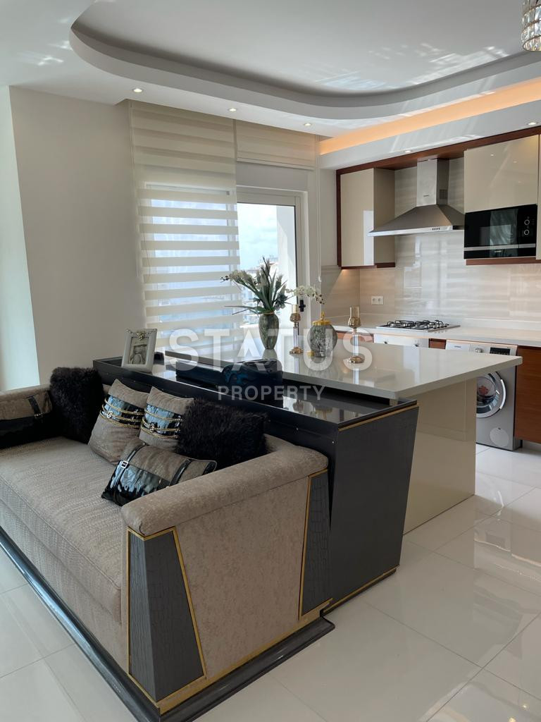 Апартаменты с тремя спальными комнатами в комплексе премиум класса в Махмутларе, полный пакет мебели и техники, вид на море, 145м2 фото 26