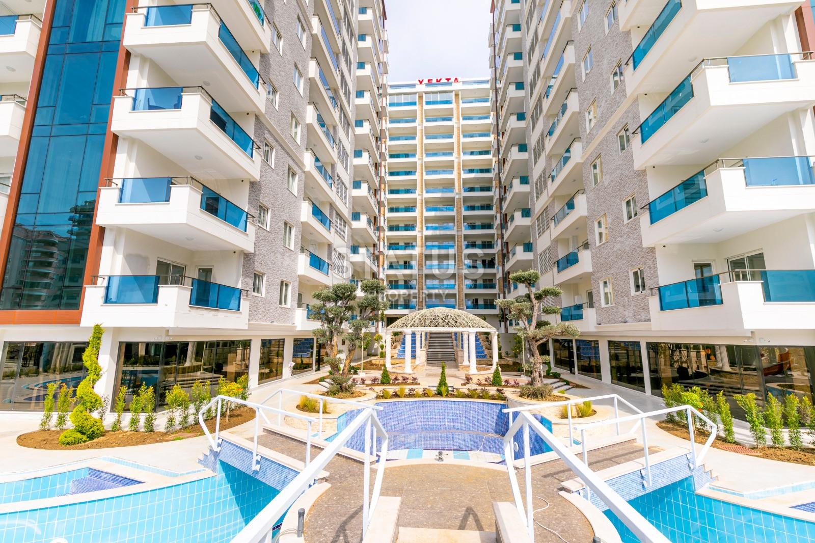 Апартаменты с тремя спальными комнатами в комплексе премиум класса в Махмутларе, полный пакет мебели и техники, вид на море, 145м2 фото 40