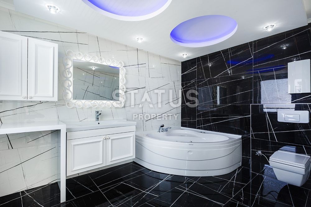 Пентхаус  4+1 с шикарным ремонтом и прямым видом на Средиземное море, 250 кв. м. фото 26