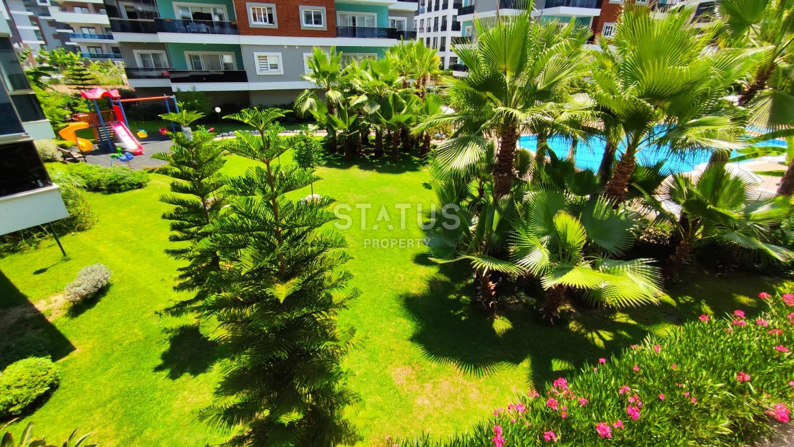 Большая пятикомнатная квартира в престижном районе Оба, отдельная кухня и личная терраса, новый комплекс с инфраструктурой, 250м2 фото 3