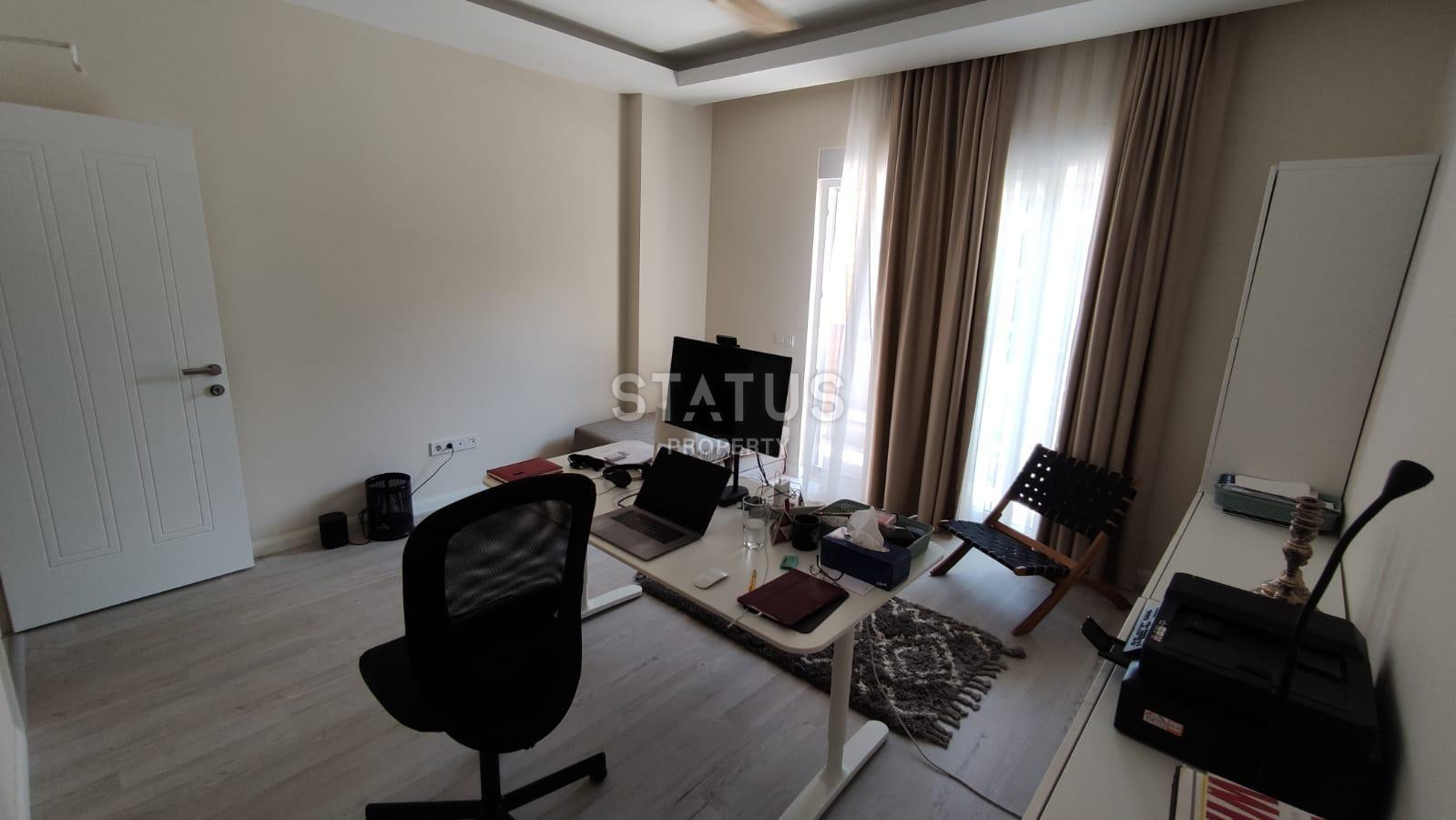 Большая пятикомнатная квартира в престижном районе Оба, отдельная кухня и личная терраса, новый комплекс с инфраструктурой, 250м2 фото 12