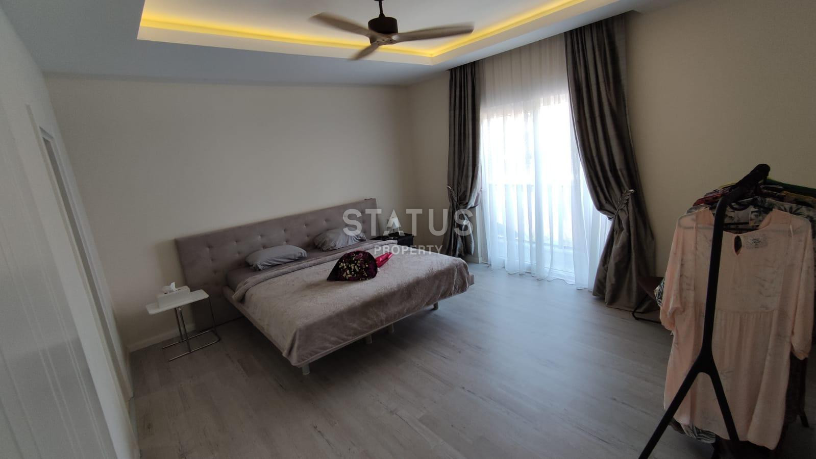 Большая пятикомнатная квартира в престижном районе Оба, отдельная кухня и личная терраса, новый комплекс с инфраструктурой, 250м2 фото 18