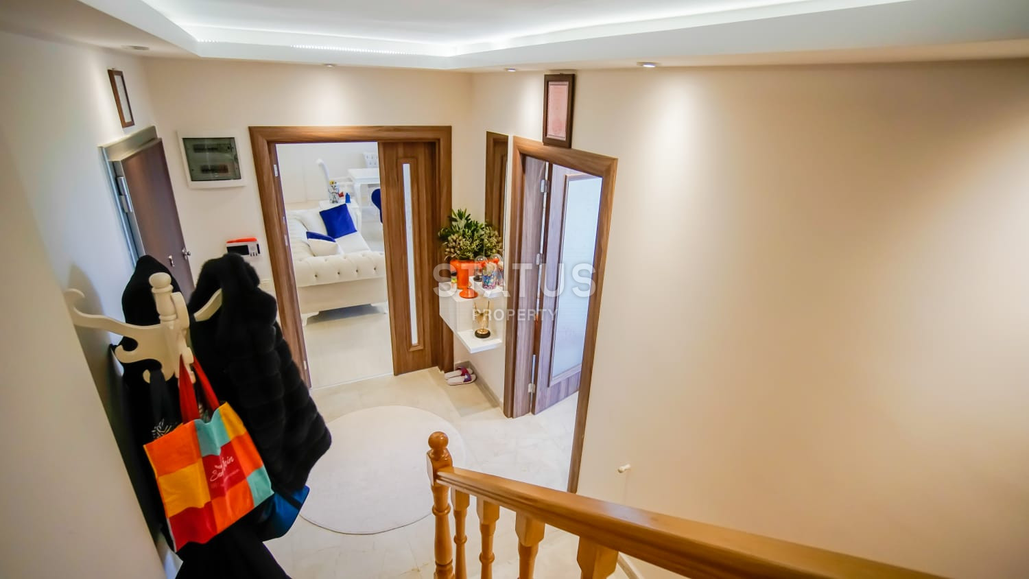 Furnished apartment 3+1 with sea views in the Kestel area, 240 m2 фото 7