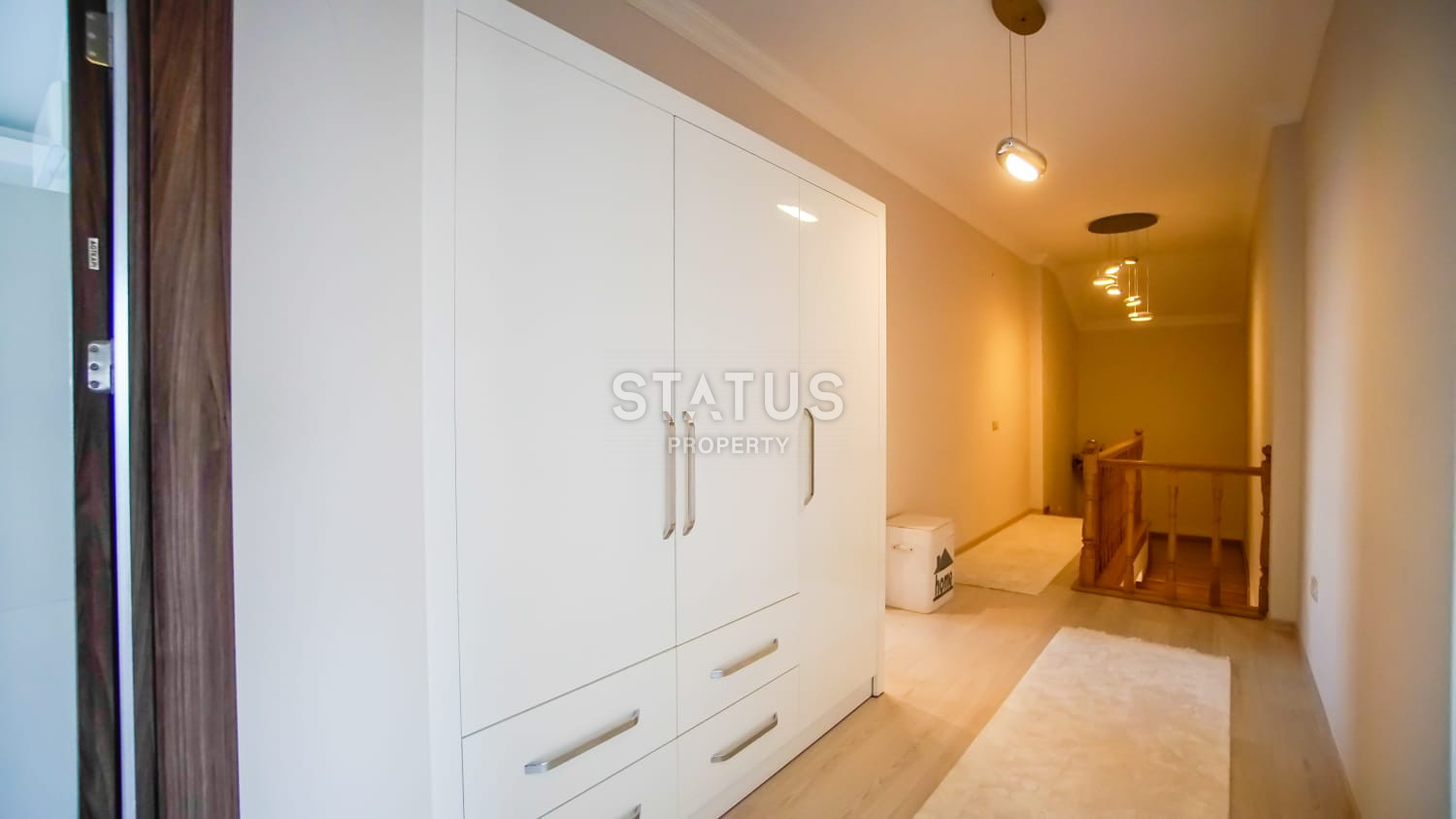 Furnished apartment 3+1 with sea views in the Kestel area, 240 m2 фото 15