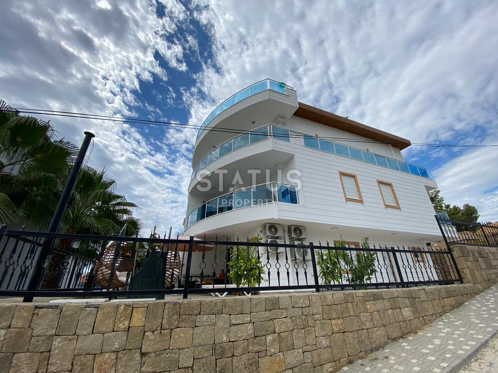 Garden duplex 3+1 with new furniture and appliances, 220 sq.m. фото 6