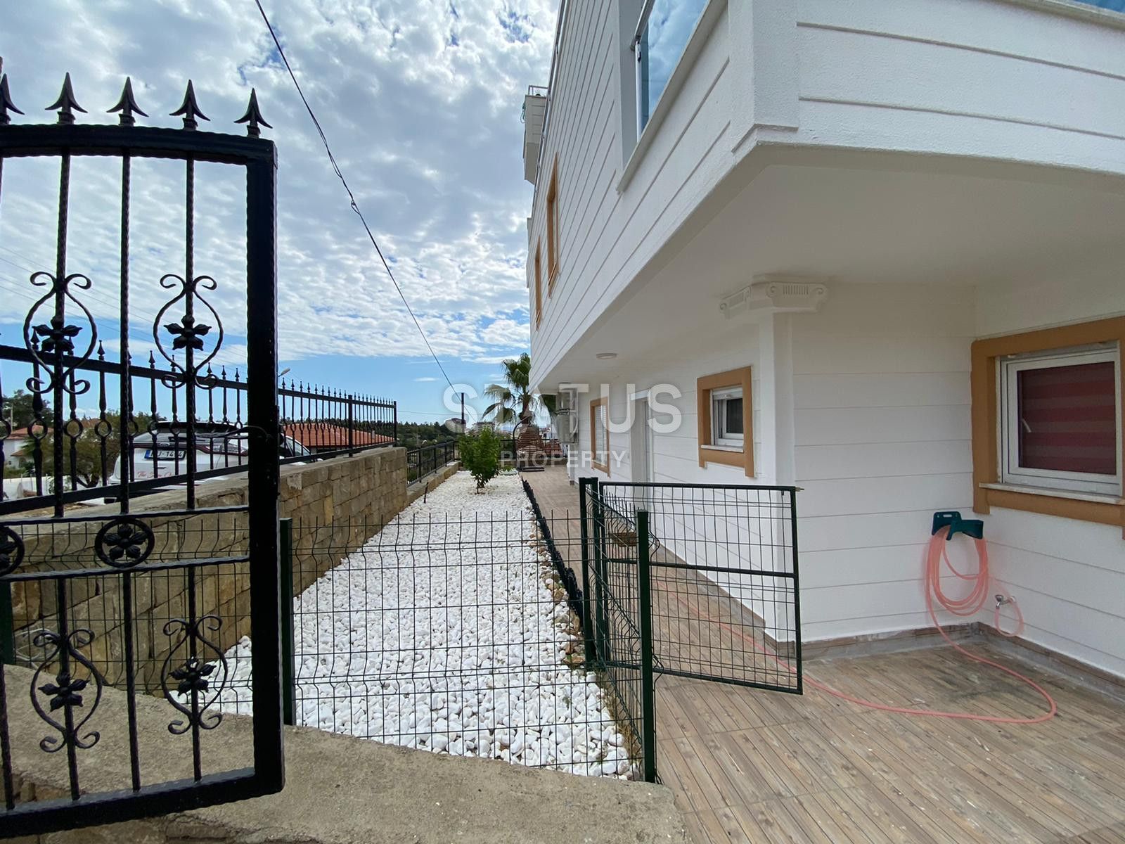 Garden duplex 3+1 with new furniture and appliances, 220 sq.m. фото 11