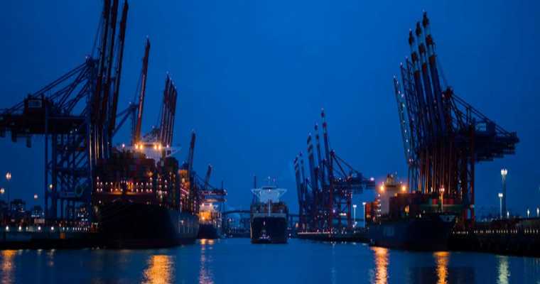Global container dwell times surge in May, straining supply chains