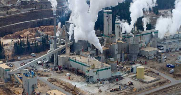 West Fraser shuts Quesnel sawmill for 7 days over poor log supply