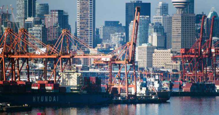 Ship and dock foremen strike in Western Canada canceled for 8 July