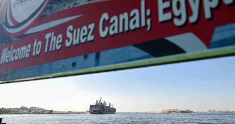 Red sea disruptions cut Suez Canal revenue by 8% year-on-year in 9M 2023/24
