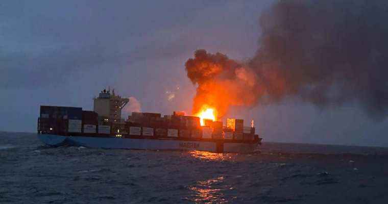 Maersk Frankfurt fire results in crew member's death