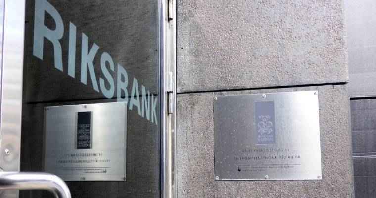 Sweden's central bank announces fresh rate cut