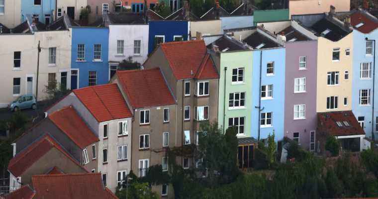 UK house prices jump by &pound;3,000 in September 2024