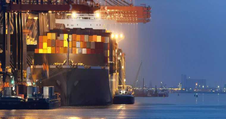 Asia-North Europe shipping rates drop 9%, yet long-term contracts surge