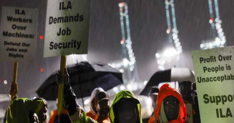 US East Coast dockworkers go on strike, disrupting 50% of national ocean shipping