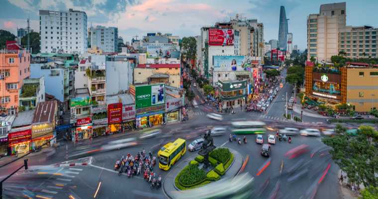 Vietnam's economy to hit $500 billion by 2025, climbing to 33rd globally