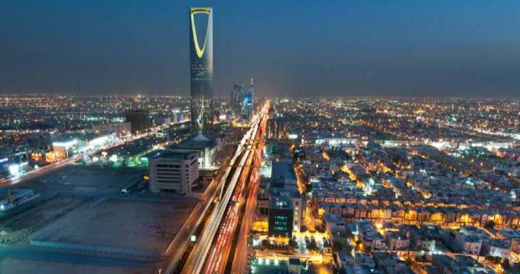 Saudi Arabia signs key deals worth $3.3 billion to strengthen domestic industries