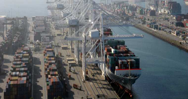 Longshoremen's Association plans to ratify a new contract with East & Gulf Coast port employers