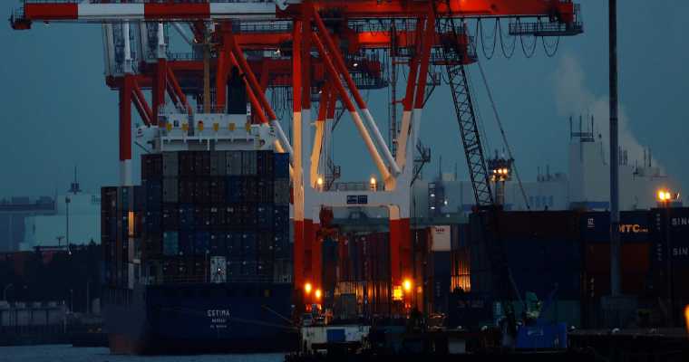 Japan&rsquo;s economic growth beats forecasts on robust exports, solid consumption