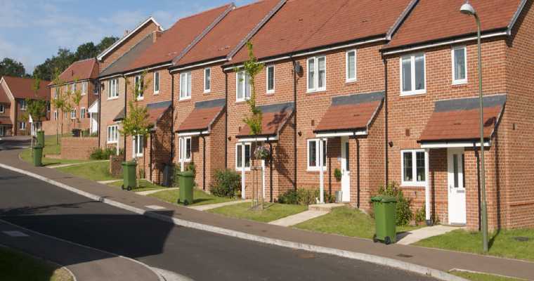 Housing market gains momentum as UK asking prices climb 1.3%