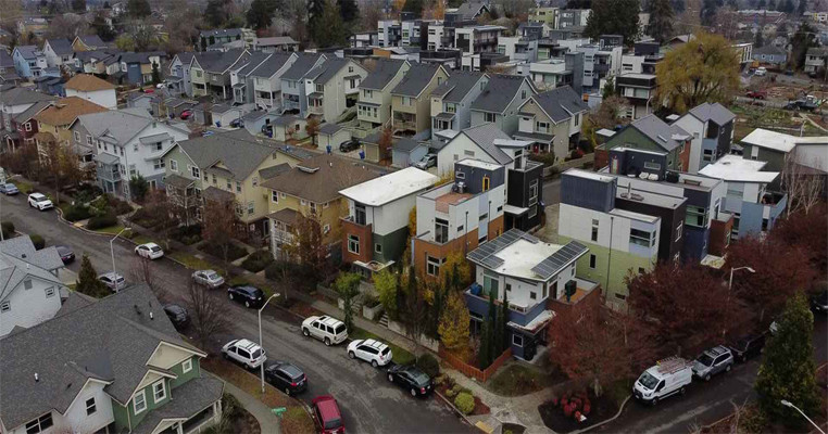US housing market cools down as home prices fell by 2.5% from the June peak