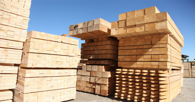Q4 2022 saw regular timber imports in the UK, closing the gap between 2021 volumes