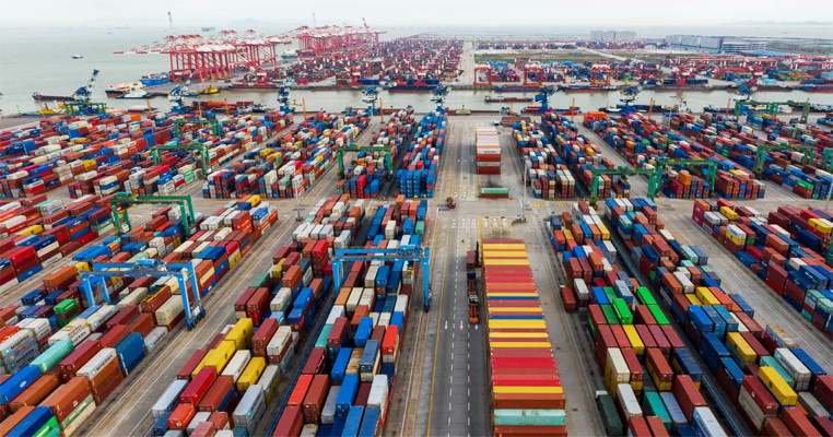 Empty containers piled up at global ports due to low shipping demand