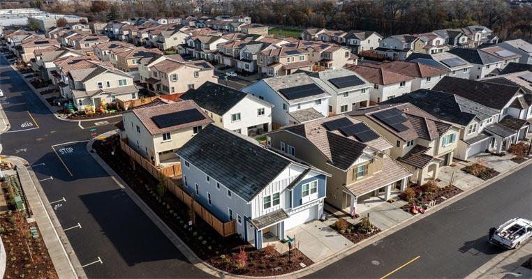 Homebuyers' demand hits a peak due to low mortgage rates in March amid low availability