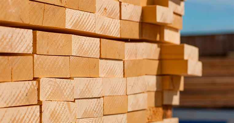 West Fraser's US lumber production beat Canadian output