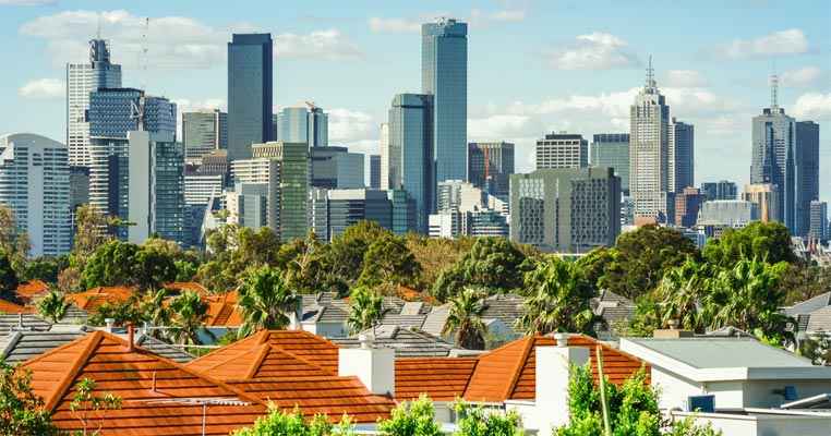 Australian home prices climbed up for the 2nd straight month in April