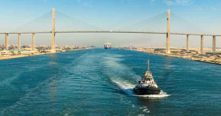Suez Canal to impose extra transit dues on vessels carrying floating units in July