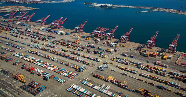 Asia-America container exports fell by 13% in June, continuing an 11-month declining trend