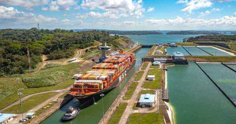 Panama Canal's delays pushes shippers to seek alternatives